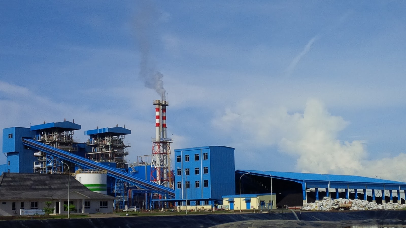 Pensiunkan PLTU untuk Akselerasi Dekarbonisasi Energi