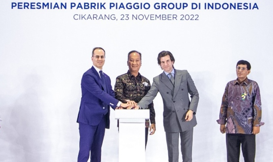 Piaggio Indonesia Produksi Vespa Batik