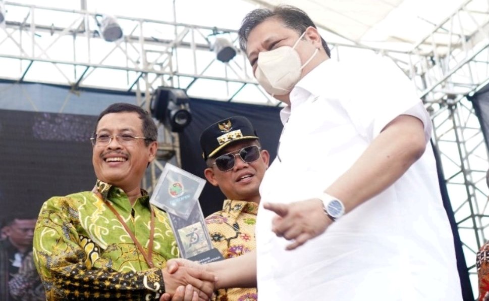 Dirut Indonesia Power Dianugerahkan Tokoh Penggerak Koperasi Utama