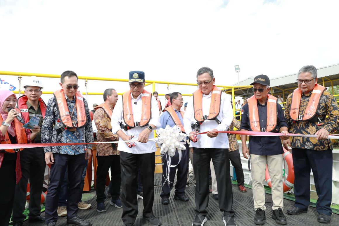 Menteri ESDM Resmikan Operasional Prototipe Kapal Dual Fuel PHM