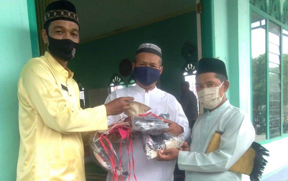 Pertagas Bagikan 1.000 Masker untuk Warga Bukit Batrem