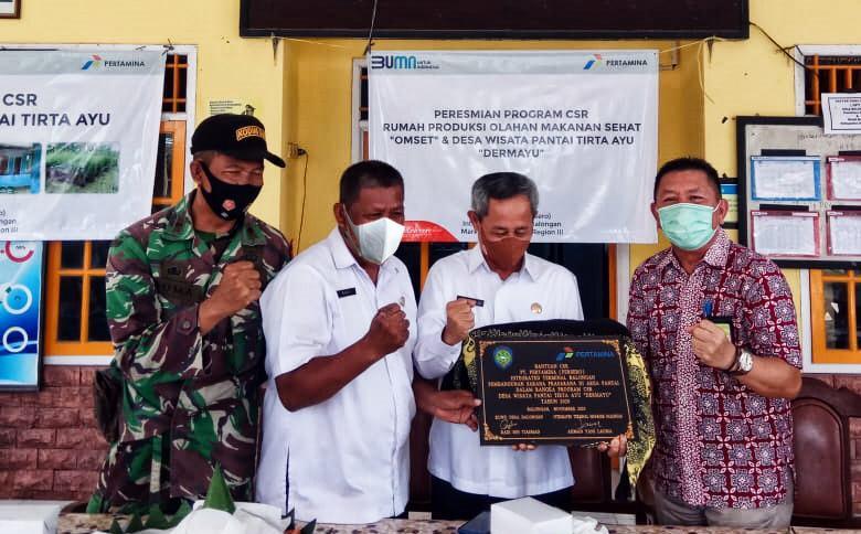 Hijaukan Pesisir Balongan dengan Desa Wisata Pantai