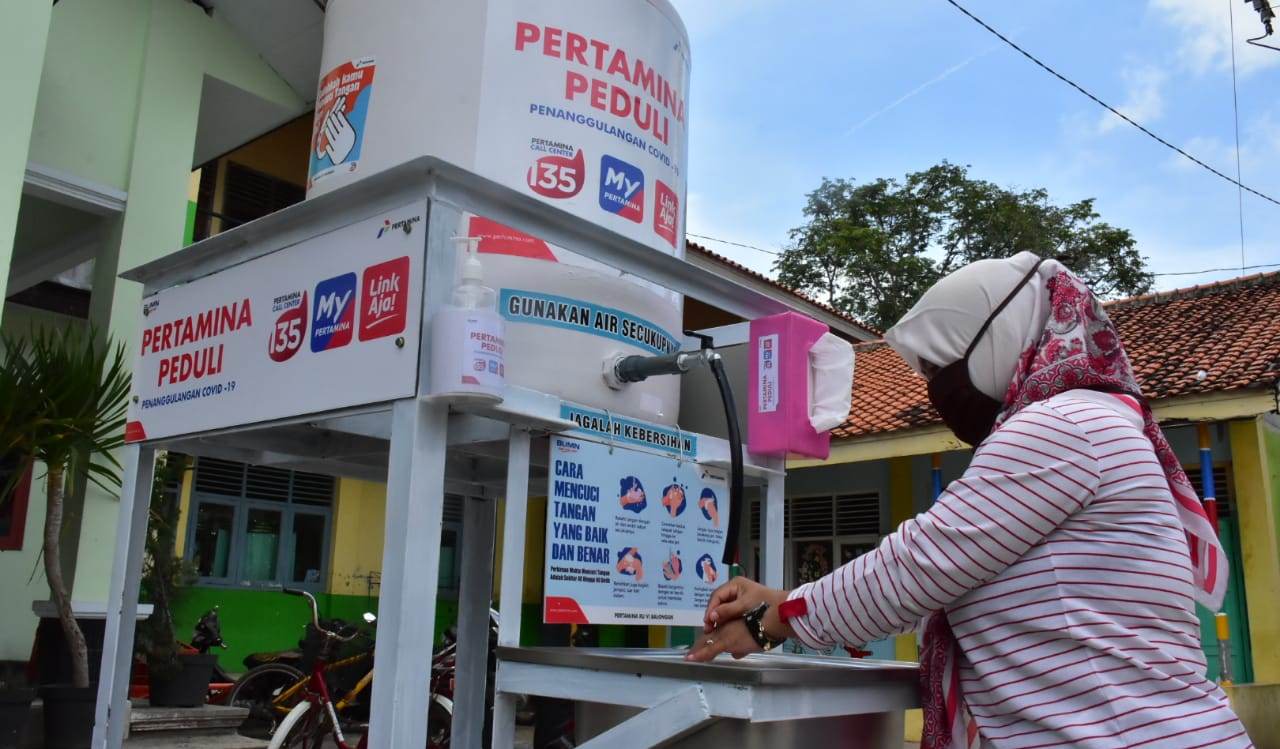 Cegah Covid-19, Pertamina Salurkan Ribuan Bantuan