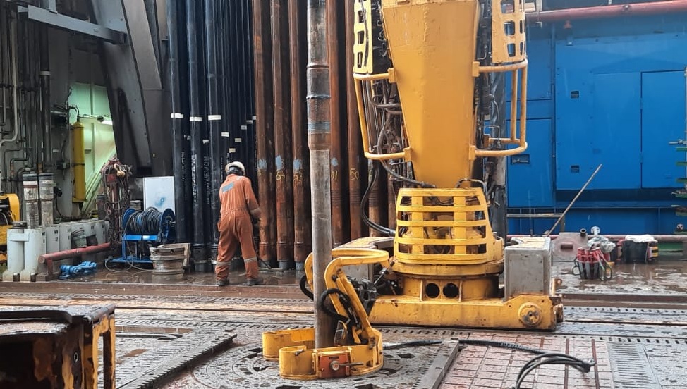 Petrogas Tajak Sumur Eksplorasi Riam-1