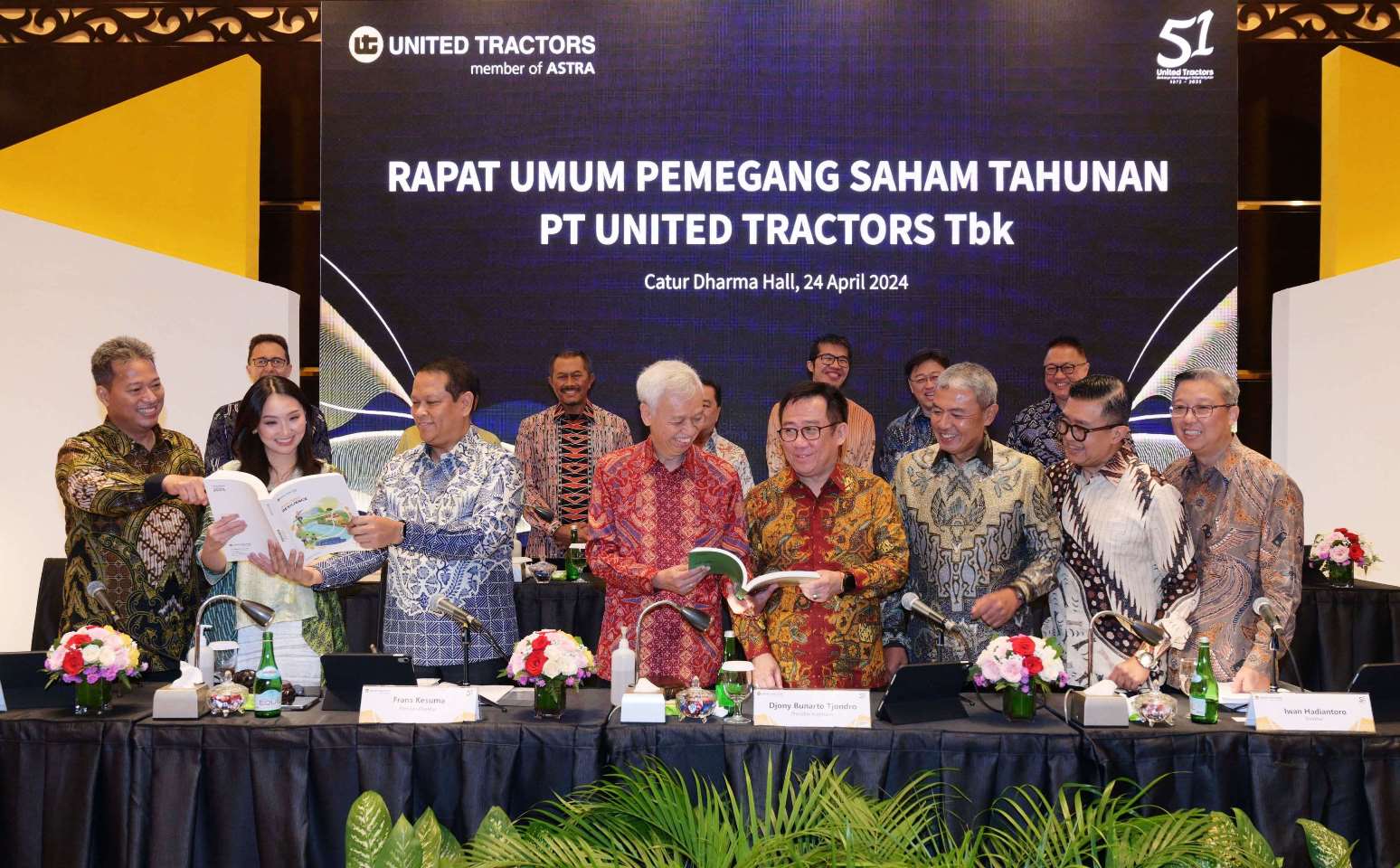 United Tractors Bagikan Dividen Tunai Rp 8,2 Triliun