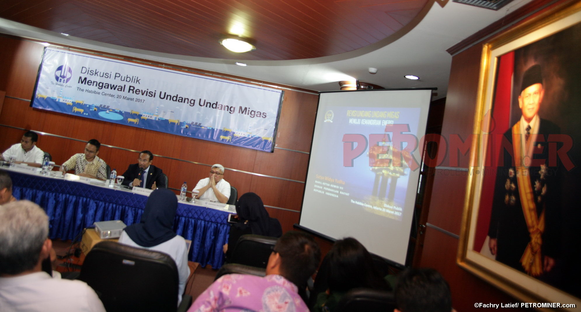 Revisi UU Migas Nyaris Luput Perhatian