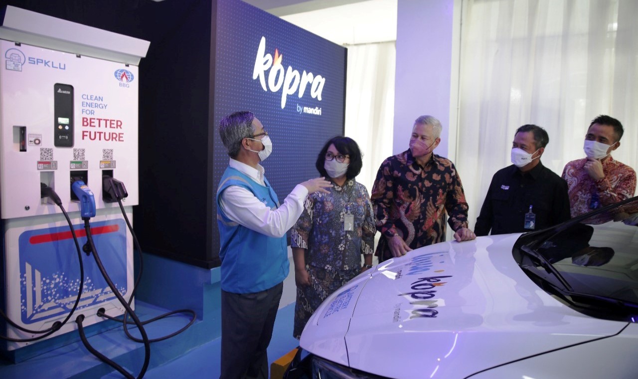 Ada SPKLU di Kantor Bank Mandiri