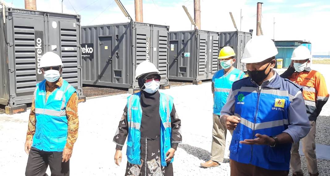 Di Kota Tual, Banyak Desa Belum Teraliri Listrik