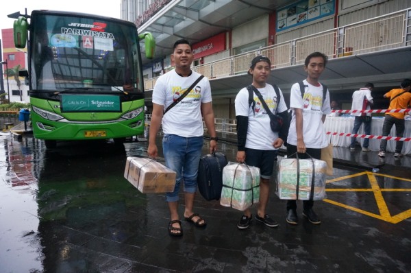 Schneider Electric Lepas 1.000 Pemudik