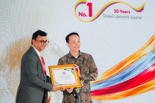 Shell Pimpin Pasar Pelumas Global 20 Tahun