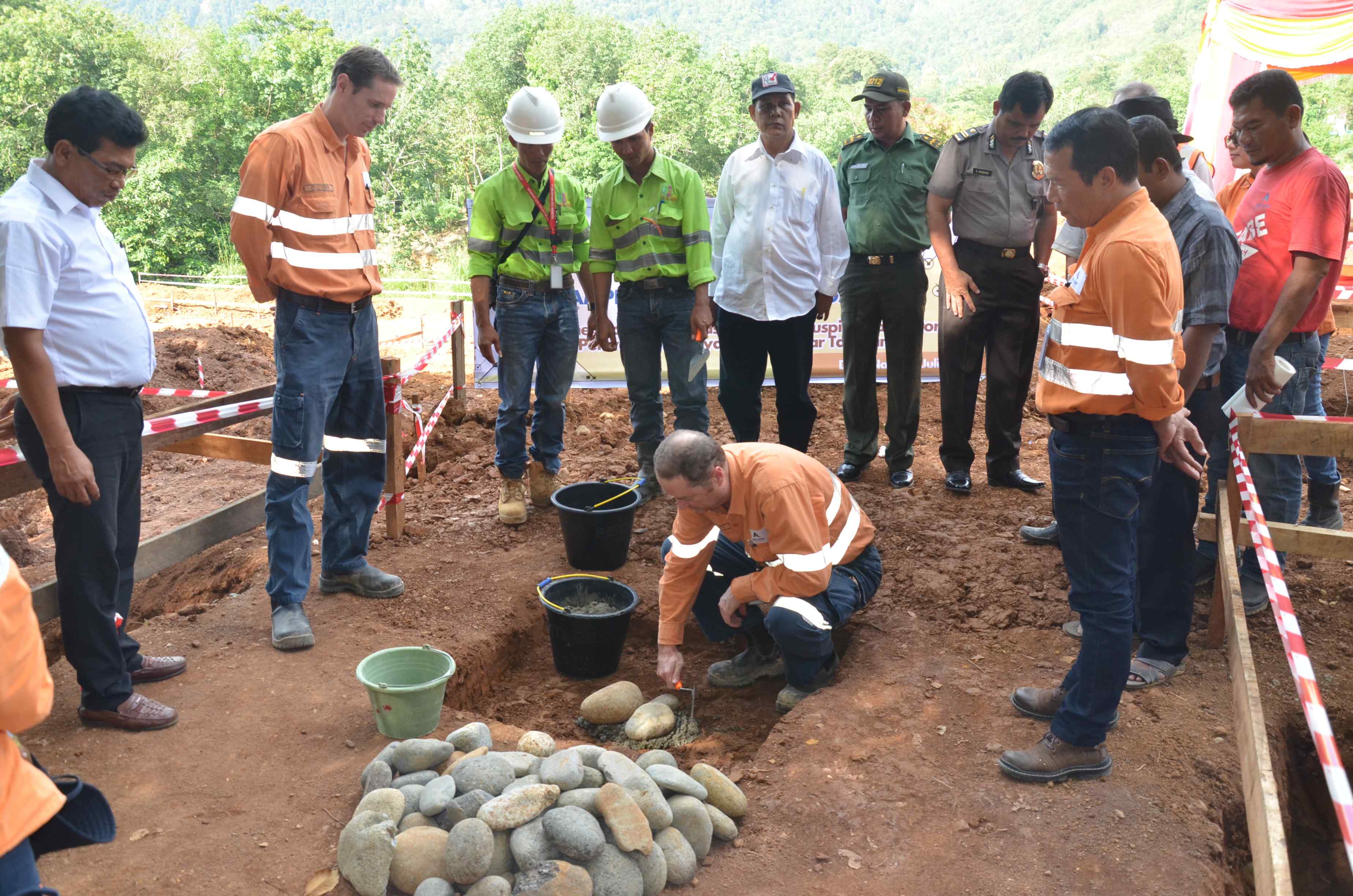 Tambang Martabe Bangun Amphitheatre Sopo Daganak