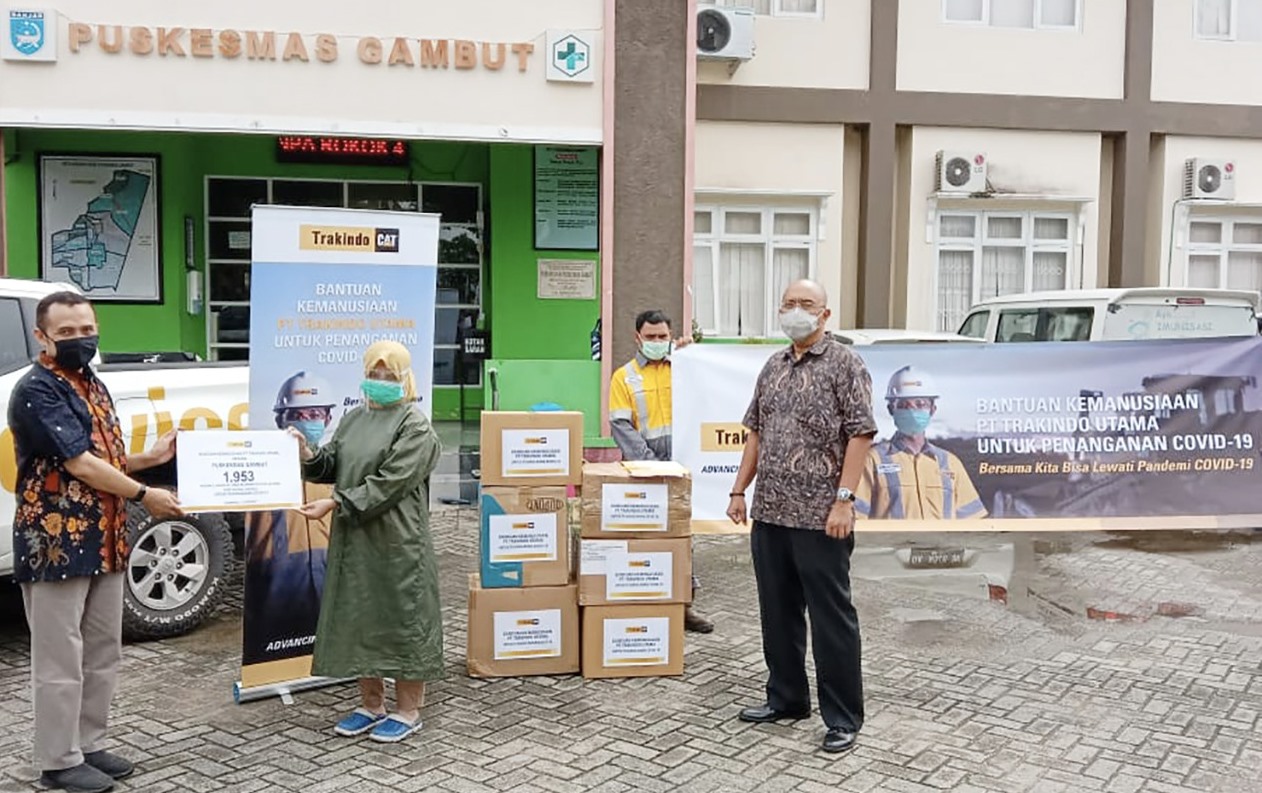 Trakindo Salurkan Puluhan Ribu APD untuk Tenaga Medis