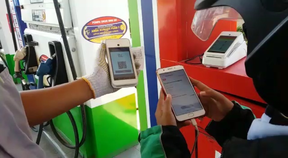 Pertamina Uji Coba Transaksi Non-Tunai di Surabaya