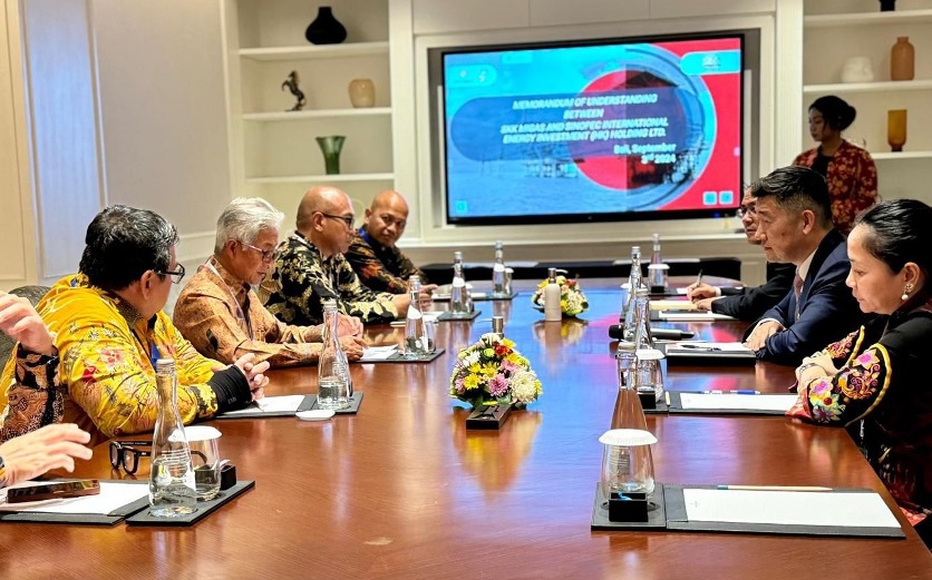 Kolaborasi SKK Migas dan SINOPEC untuk Tingkatkan Produksi Migas