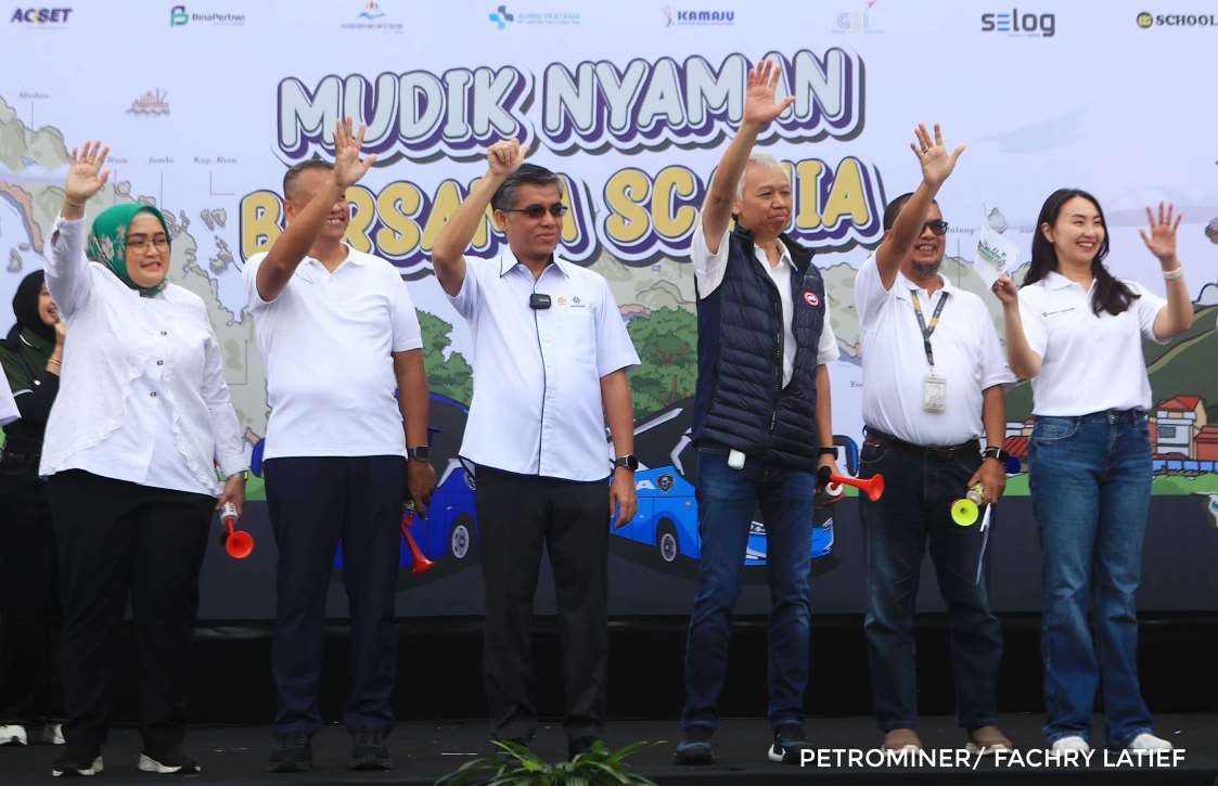 UT Bersama Scania Berangkatkan 1.793 Pemudik