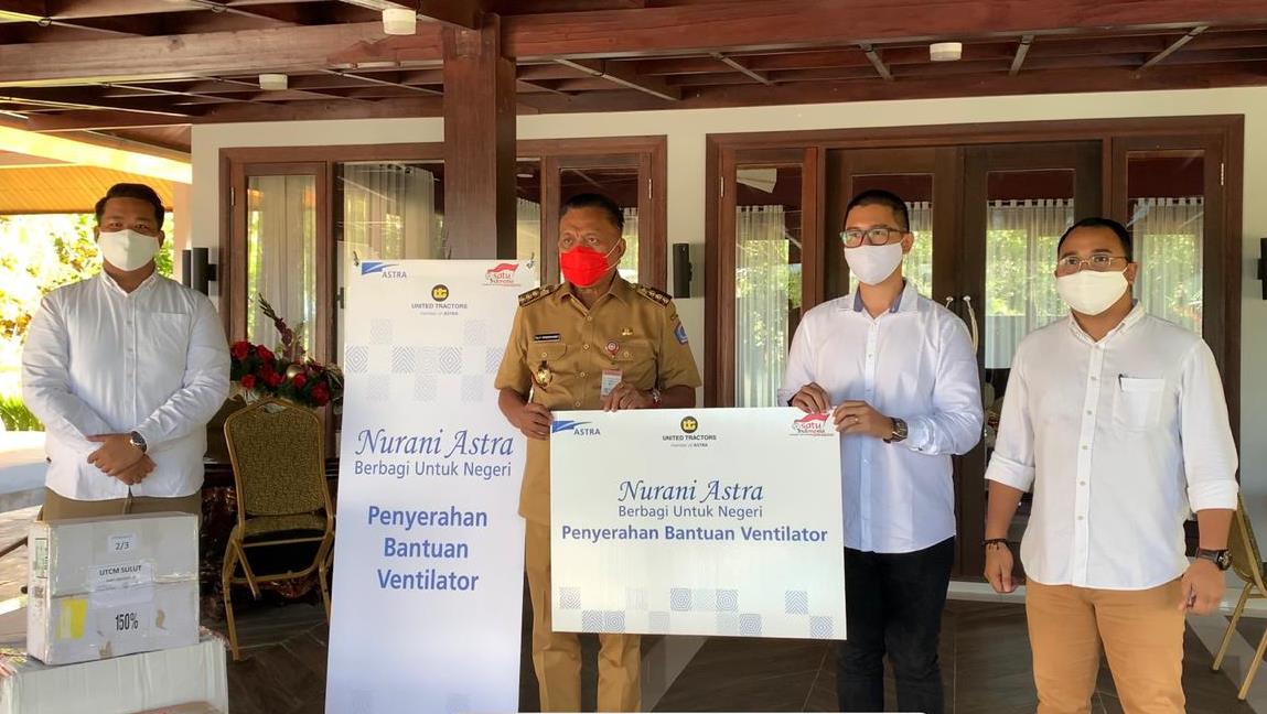 United Tractors Serahkan Ventilator untuk Penanganan Covid-19