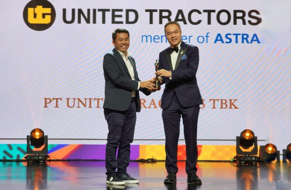 United Tractors Raih Penghargaan Tempat Kerja Terbaik di Asia