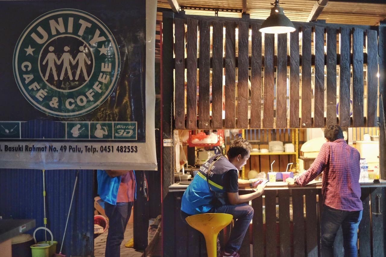 Satu Bola Lampu, Sejuta Harapan Kota Palu