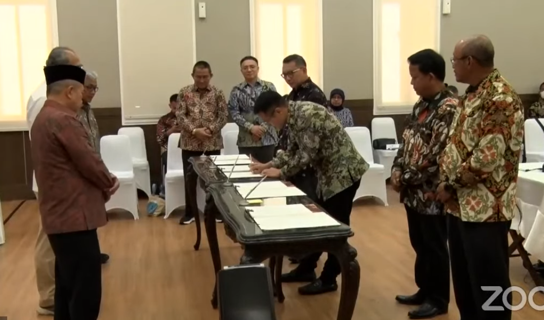 KKS WK West Kampar dan WK Jabung Tengah Diteken