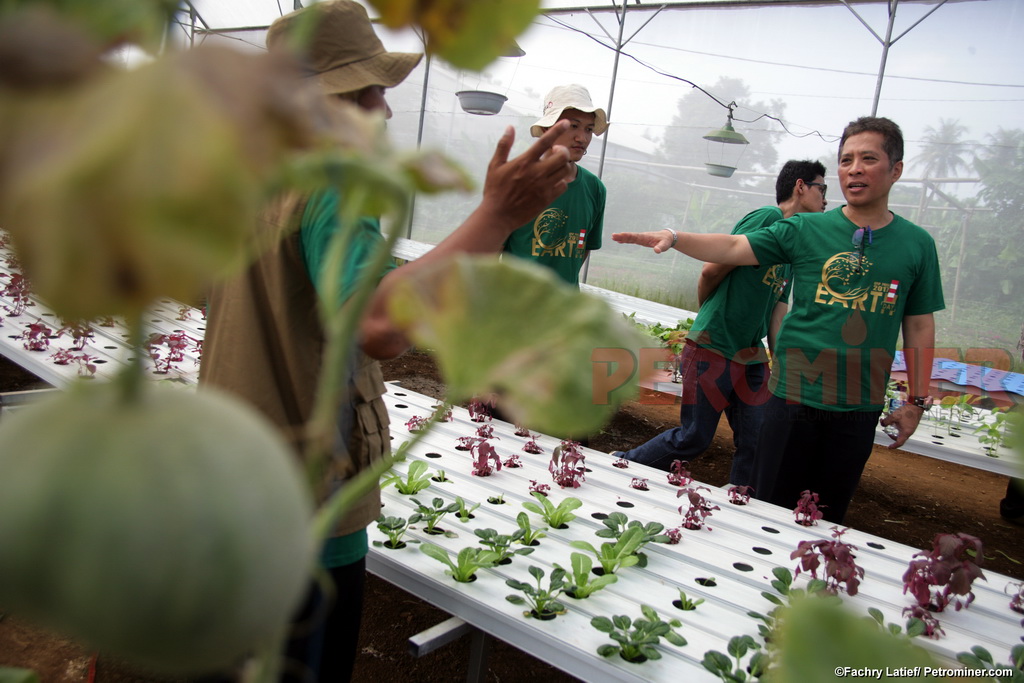 UPJP Priok AJak Warga Binaan Menyemai Hasil Bumi