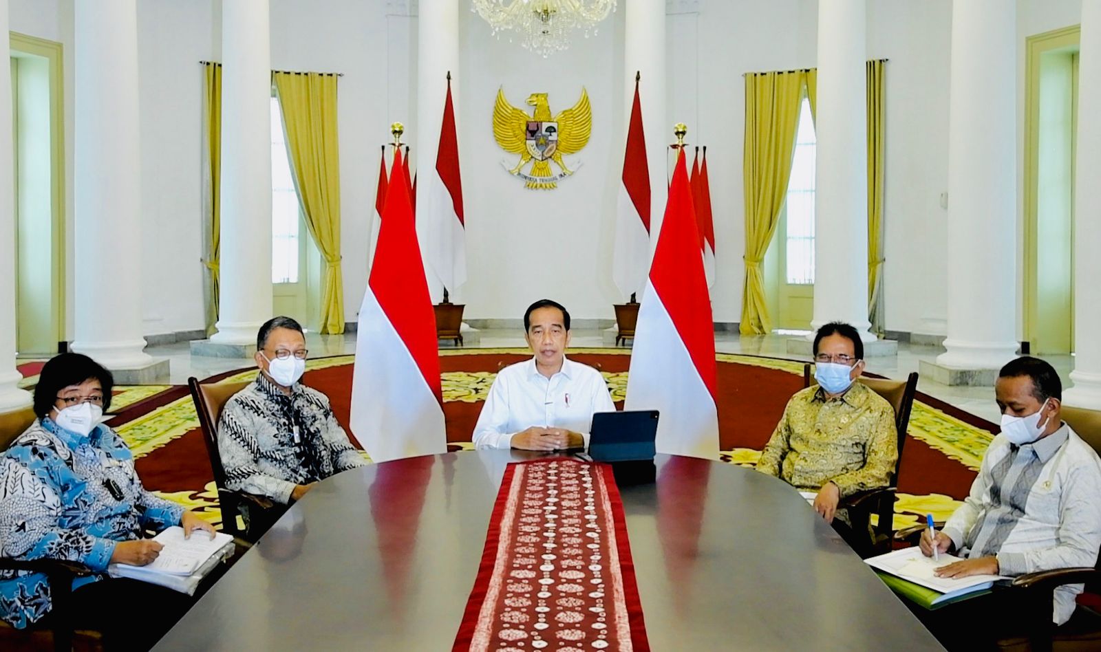 Dicabut, Ribuan Izin Usaha Tambang, Kehutanan, dan HGU